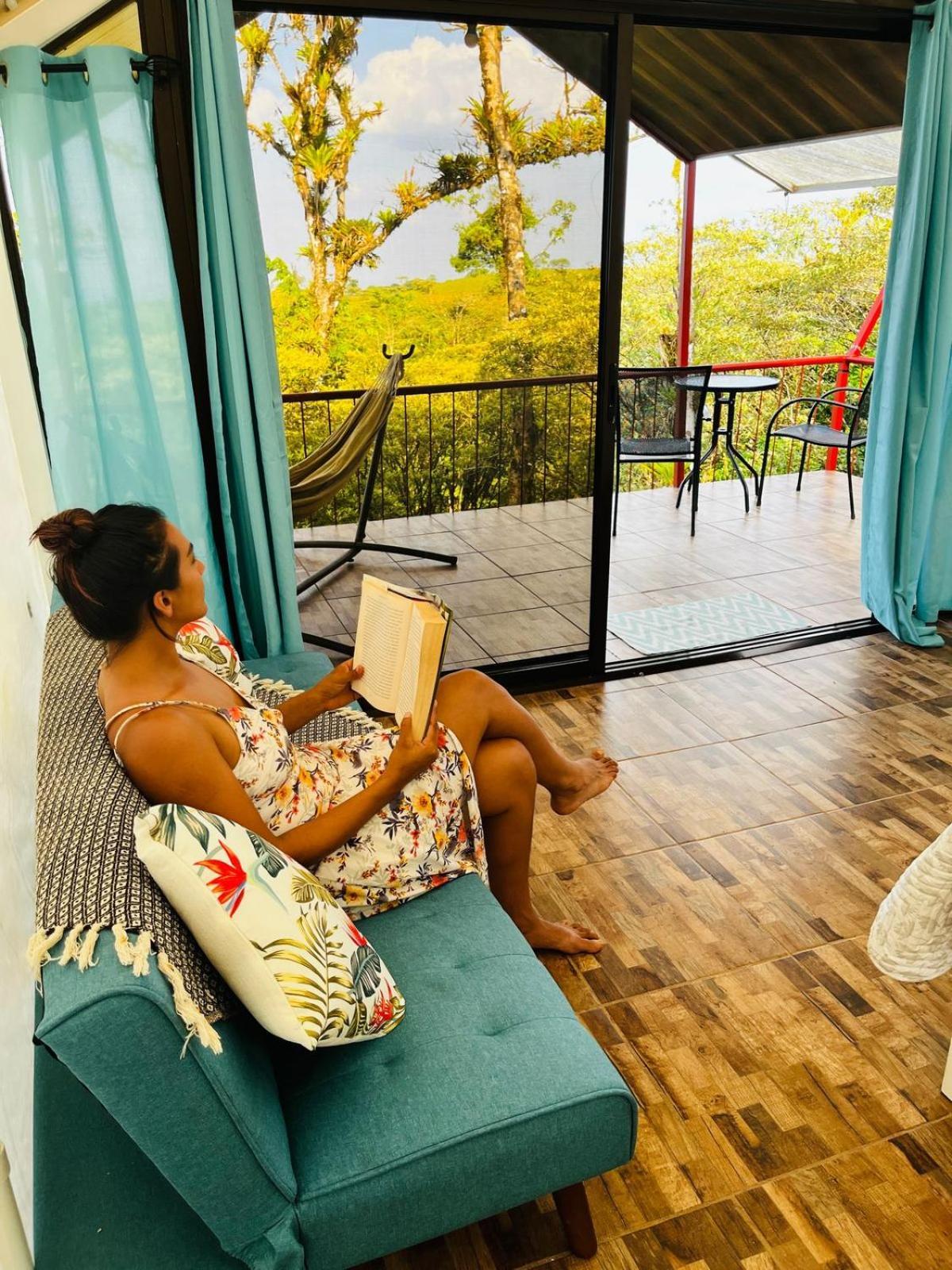 Garza Del Sol Glamping Rio Celeste Buganvilia Exteriör bild