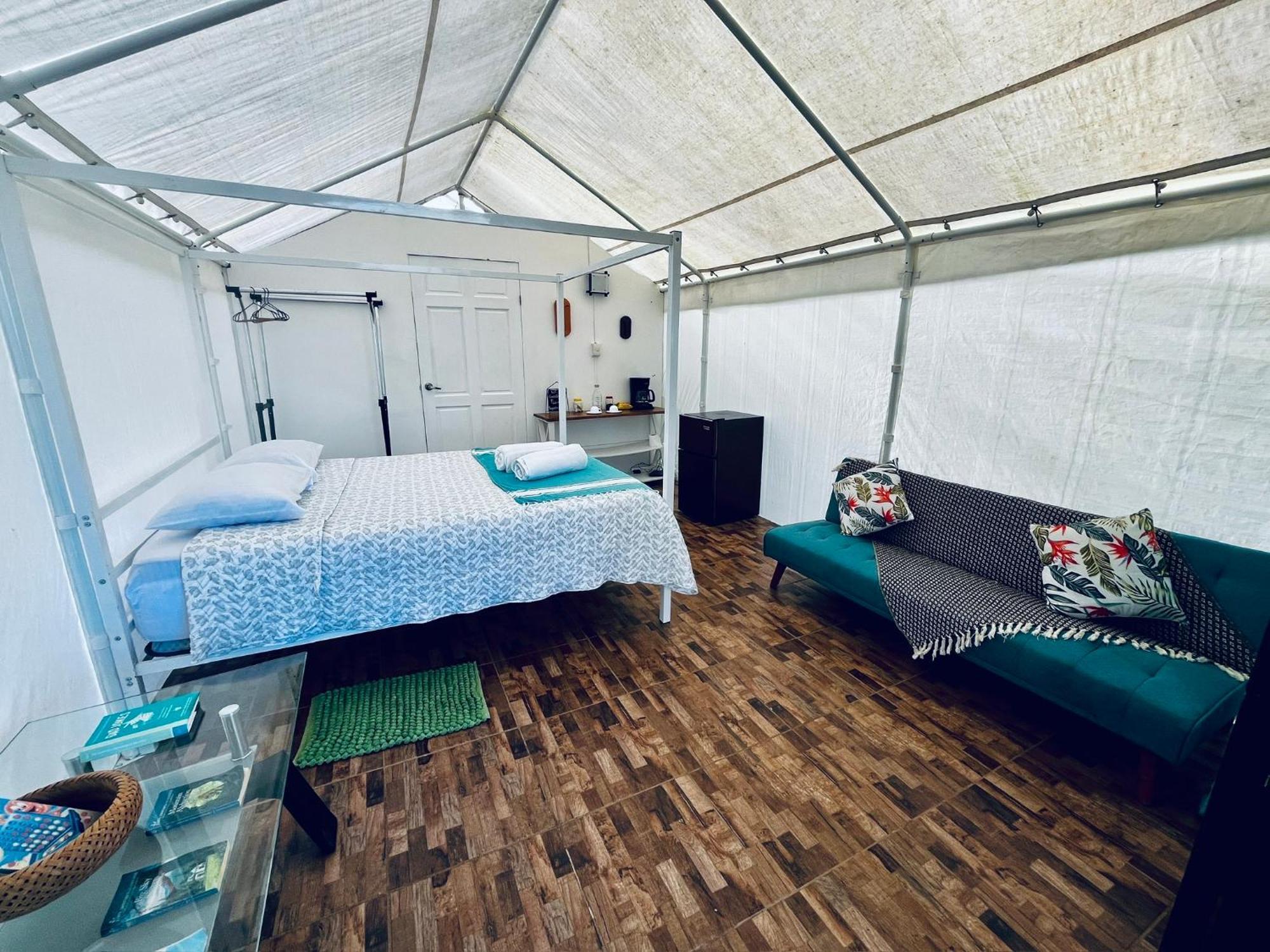 Garza Del Sol Glamping Rio Celeste Buganvilia Exteriör bild